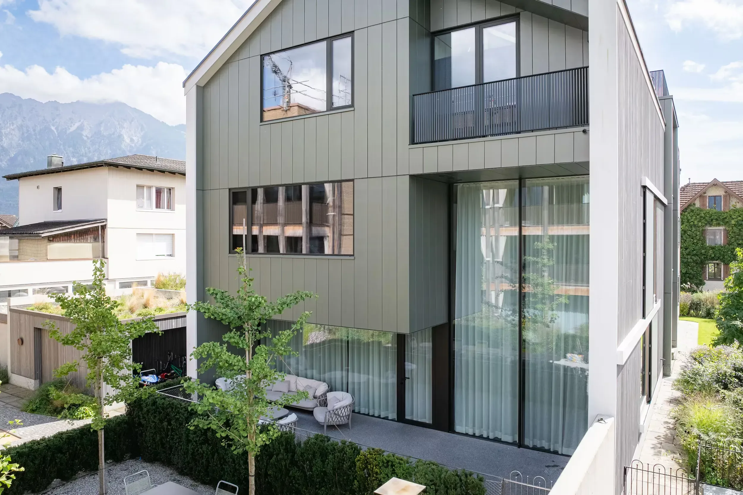 Sicht auf die grösste Sky-Frame-Anlage 3.3 x 5.7 m