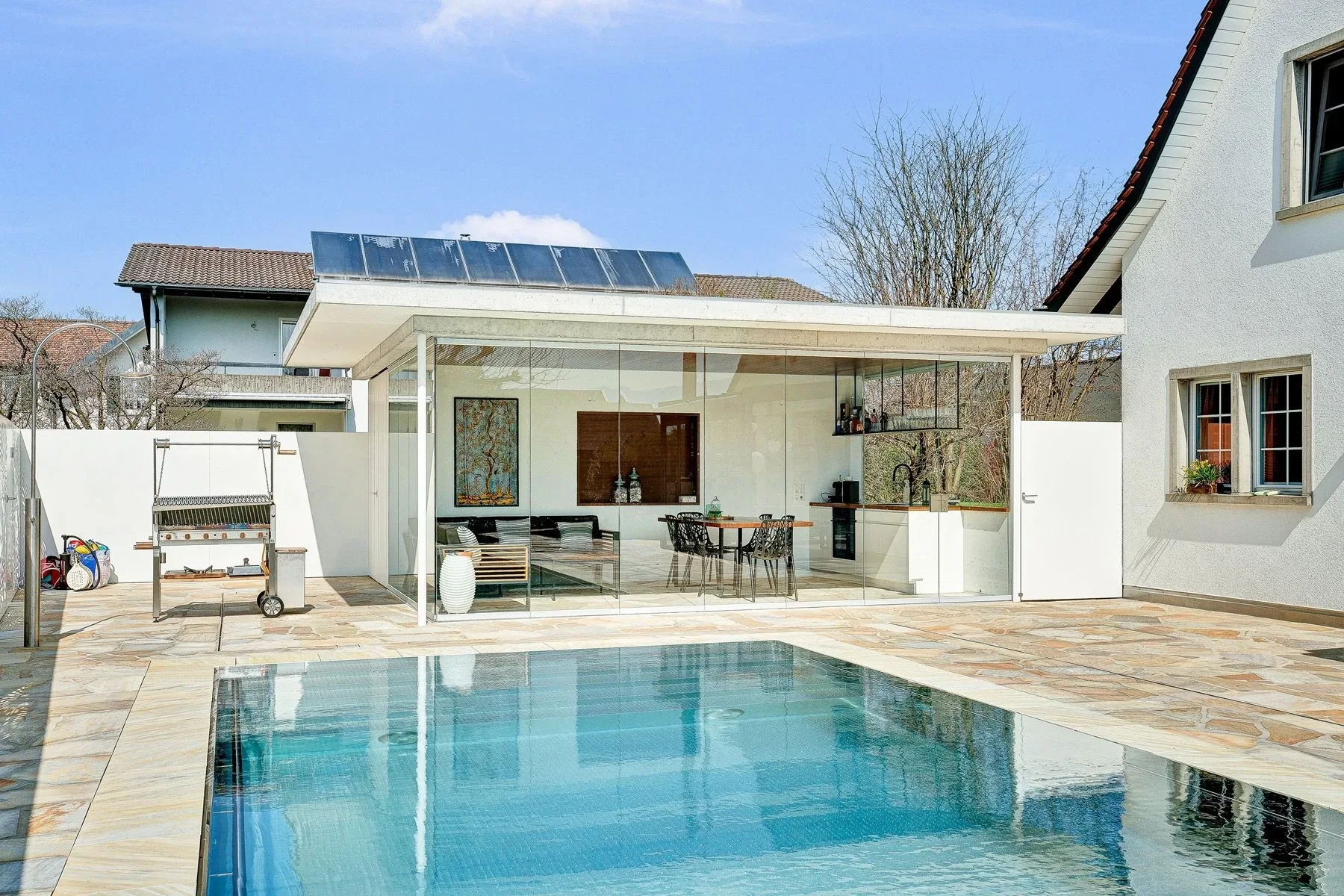 Sitzplatzverglasung als Schiebe-Dreh-System für rasches öffnen und schliessen